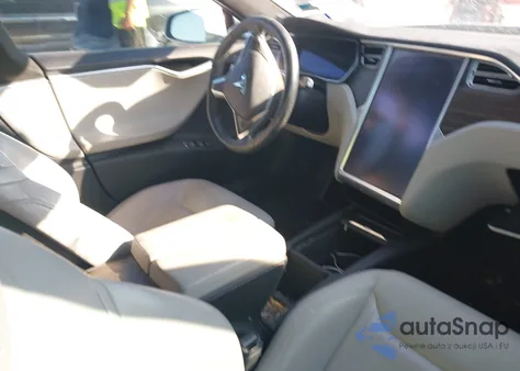 2016 Tesla Model S 60D/70D/75D/85D/90D z USA, uszkodzony, nr VIN 5YJSA1E21GF146232